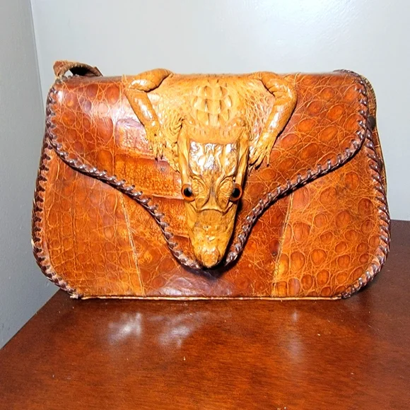 Vintage Alligator Handbags/brown Reptile 1950's Handbags/alligator Purses/taxidermy  Baby Alligator 1950's Handbag - Etsy